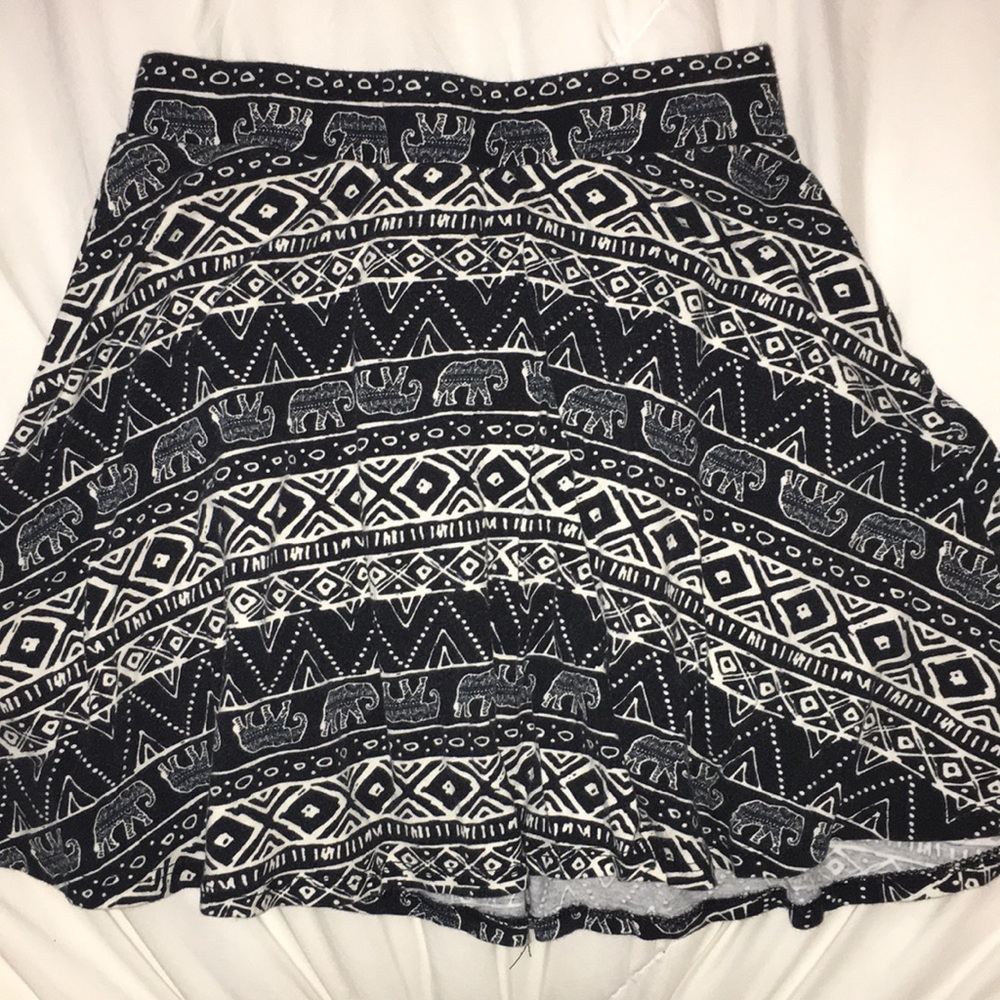 Bundle pack of L.A. Hearts skater girl skirts!